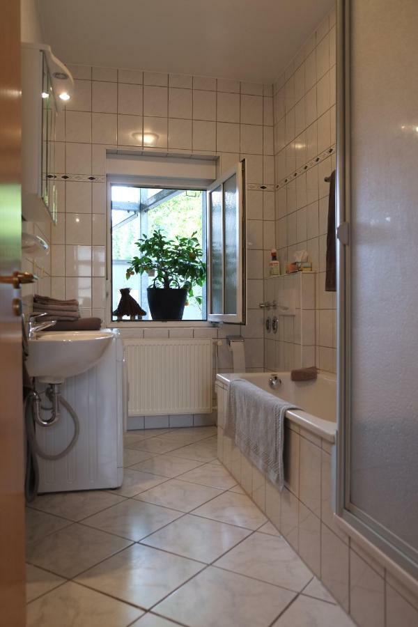 أوبيرهاوزين Ferienwohnung Mit Terasse المظهر الخارجي الصورة